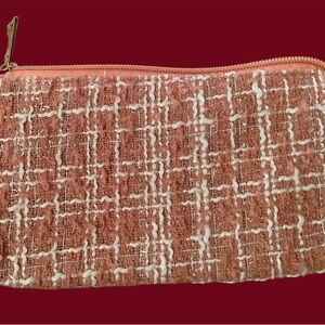 Chic Tweed Clutch in Pink and White. Perfect for any occasion. NEW!